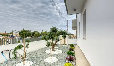 2 Bedroom Townhouse in Paralimni photo 2