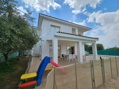 4 Bedroom Villa in paralimni photo 2