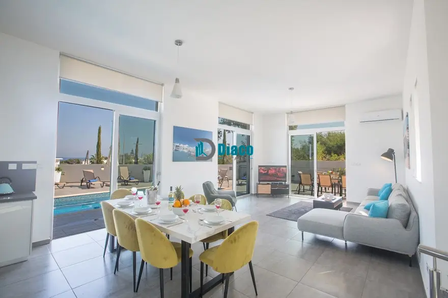 5 Bedroom Villa In Protaras photo 1