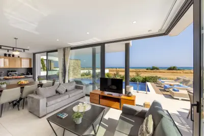 5 Bedroom Villa in Ayia Napa photo 3