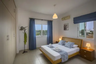 4 Bedroom Villa in Ayia Triada photo 3