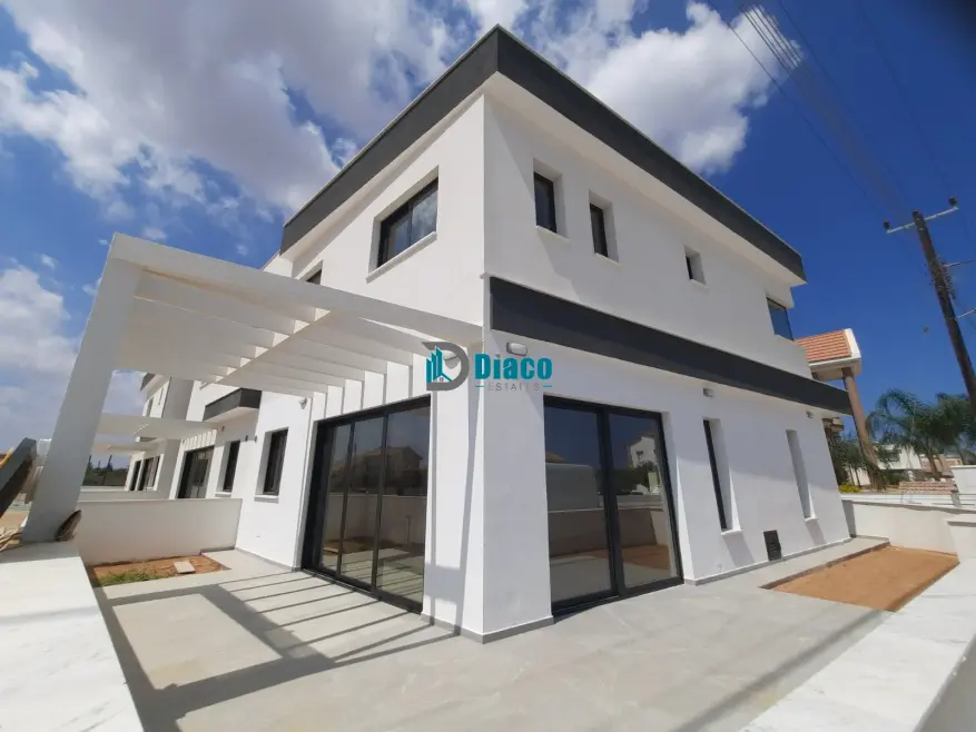 Key Ready Four Bedroom villa in Deryneia Area photo 1