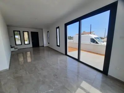 Key Ready Four Bedroom villa in Deryneia Area photo 5