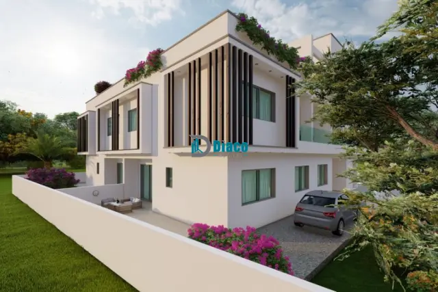 Three Bedroom Ground Floor Apartment in Deryneia