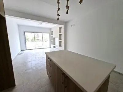 Three Bedroom Ground Floor Apartment in Deryneia photo 4