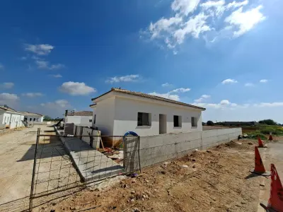 Under Costruction 3 bedroom Bungalow in Frenaros photo 5
