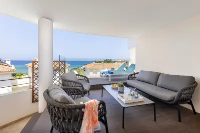 2 Minutes Walk To Sirena Bay with Amazing Sea Views