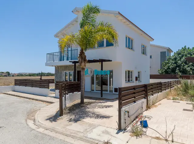 Four Bedroom Villa For Sale in Sotira
