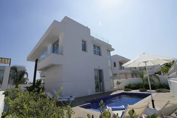 Key Ready Three Bedroom Villa in Ayia Triada
