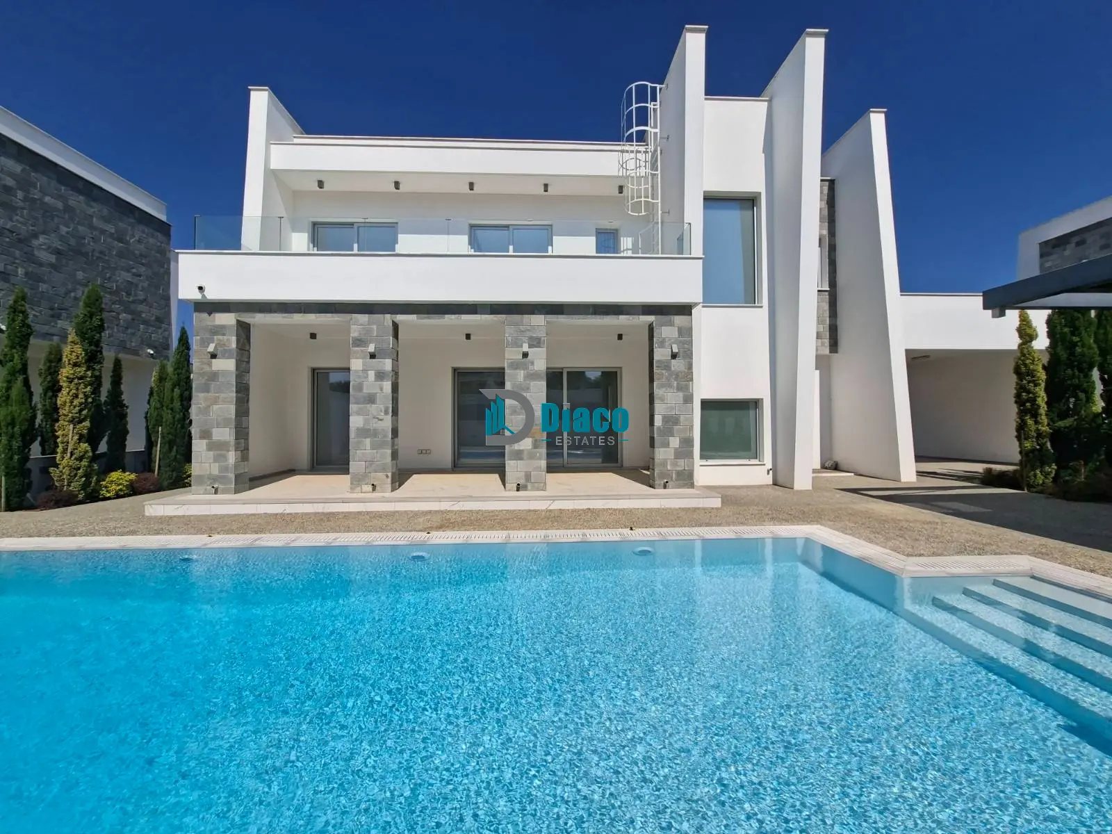 Unique Location 5 Bedroom Villa in Protaras Area
