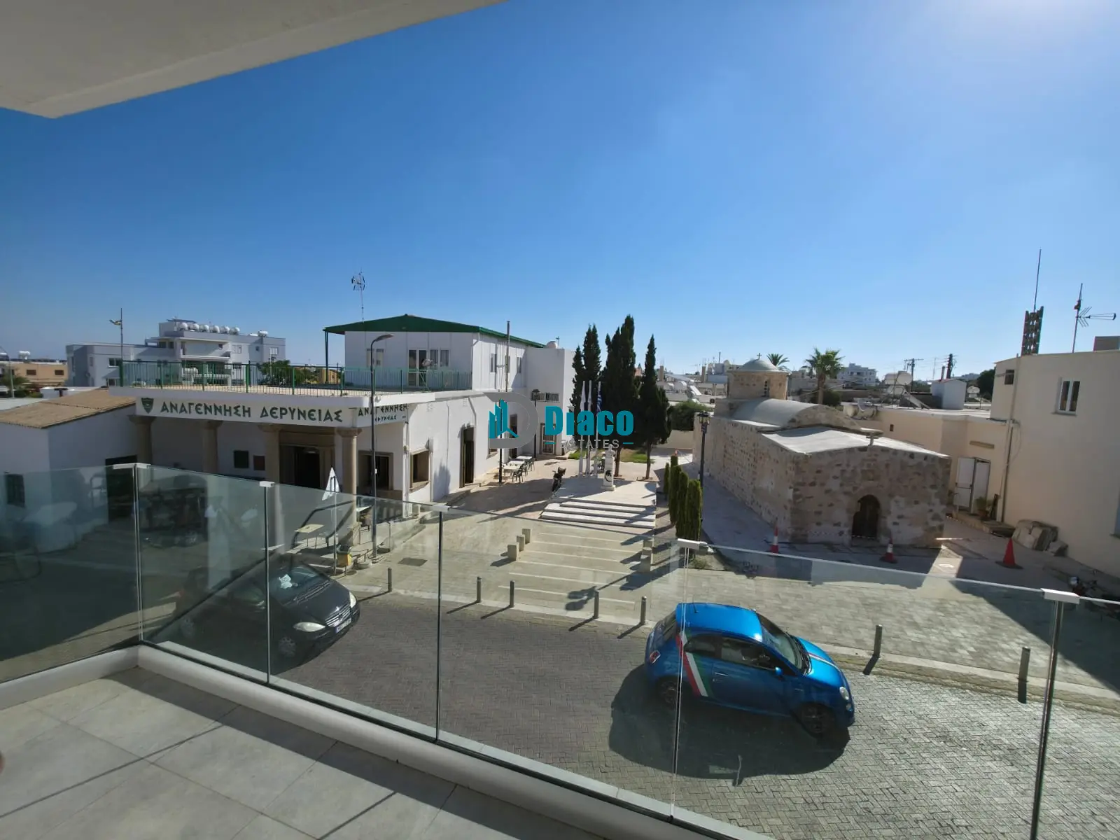 Three Bedroom Apartment in Deryneia